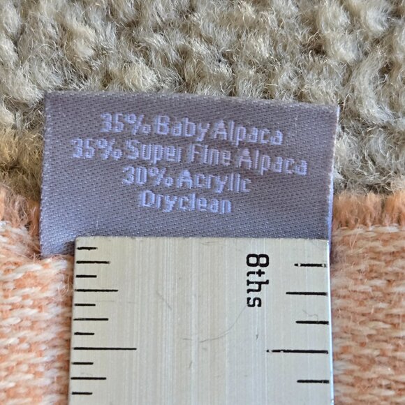 NWOT Pink Alpaca Scarf - Picture 5 of 9